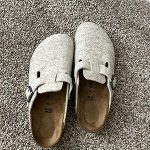 Birkenstock Boston clog , size 39 . Wool felt